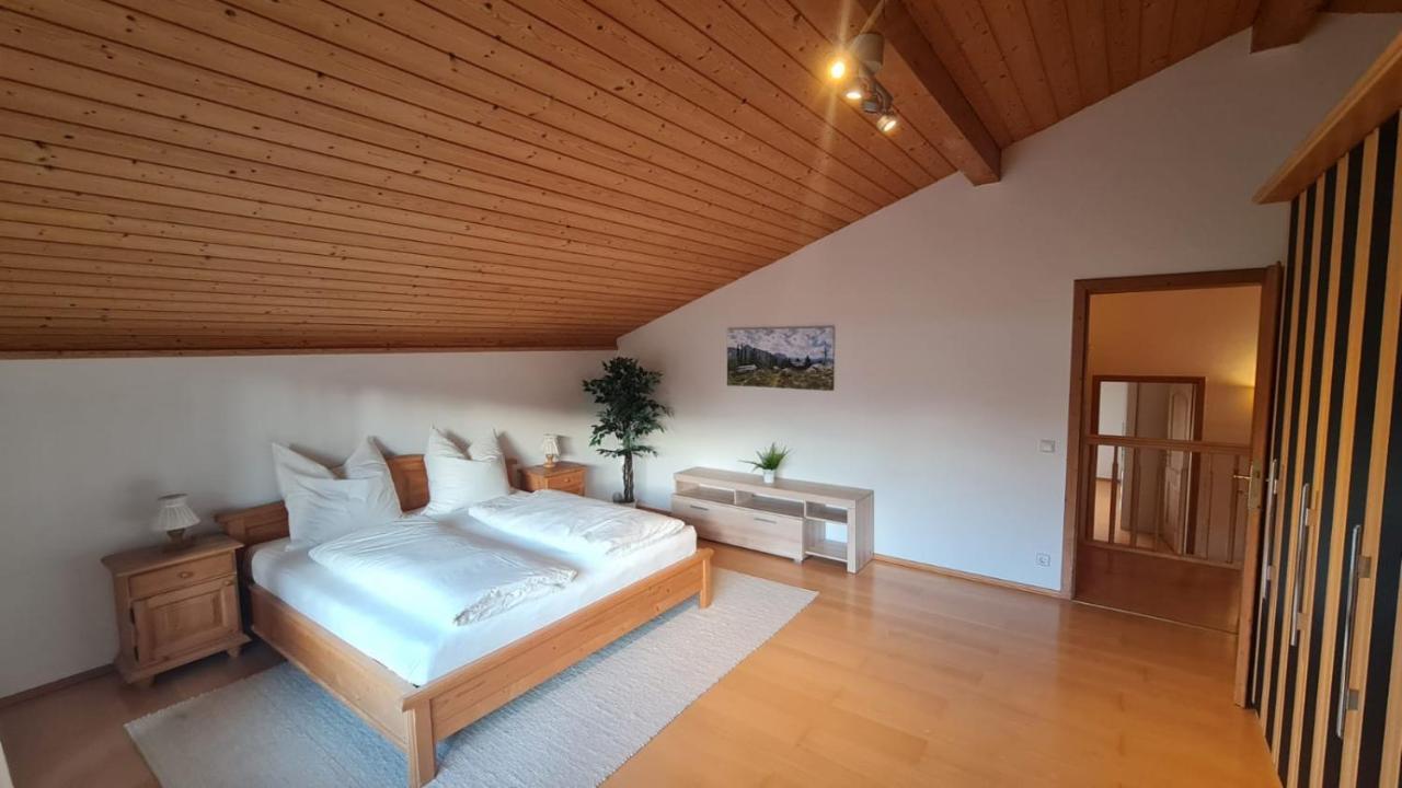 Schoenes Ferienhaus Am Herrenberg Prien am Chiemsee Exterior photo
